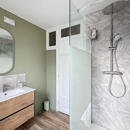 Confort A 100m De La De Malo. Apartman