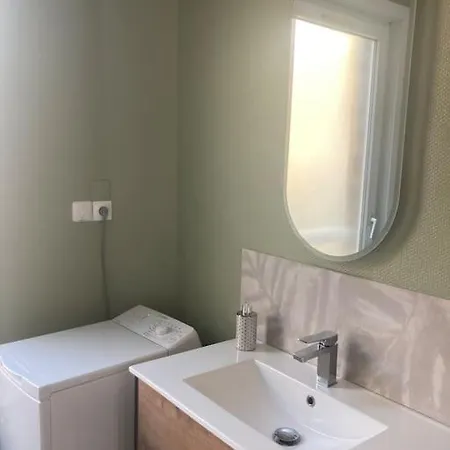 Confort A 100m De La De Malo. * 됭케르크