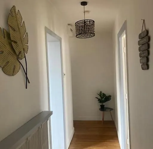 Appartamento Confort à 100m De La De Malo. *